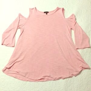 Cupio Cold shoulder 3/4 sleeve swing top